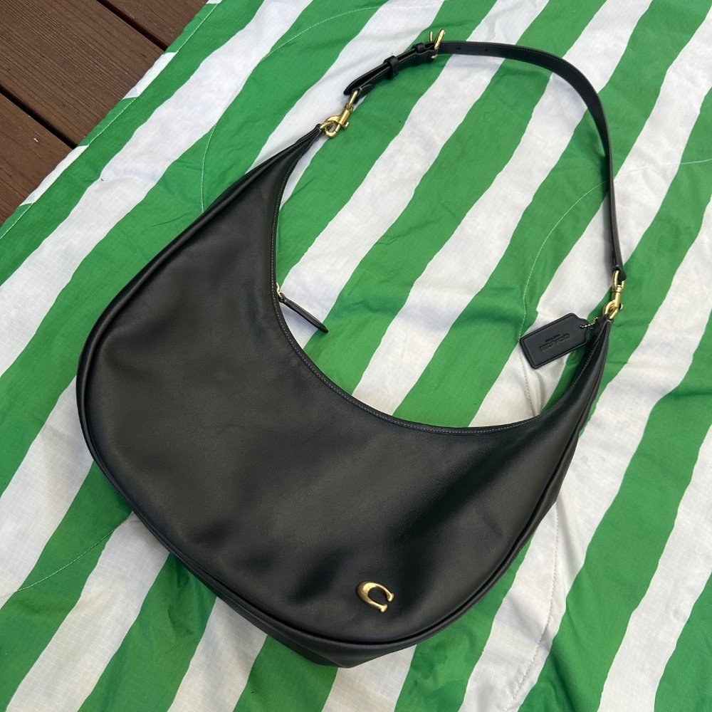 COACH Juliet sling bag - black glove tanned leather - Picture 2 of 11